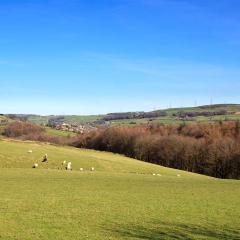 Ryburn Reservoir, Walk