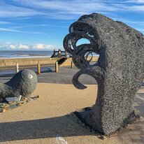Hornsea, Wave Statue